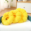 Sonnenblumen-Plüschkragen gegen Lecken