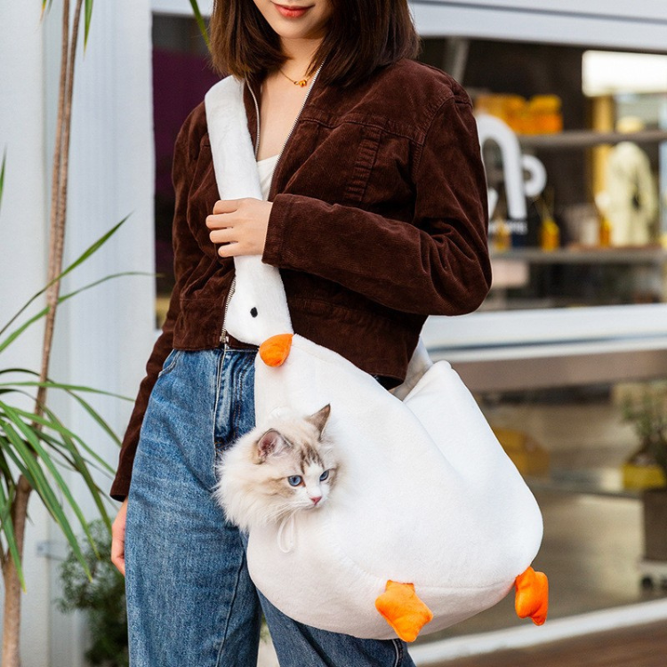 Goose-Shaped Plush Cat Carrier Bag