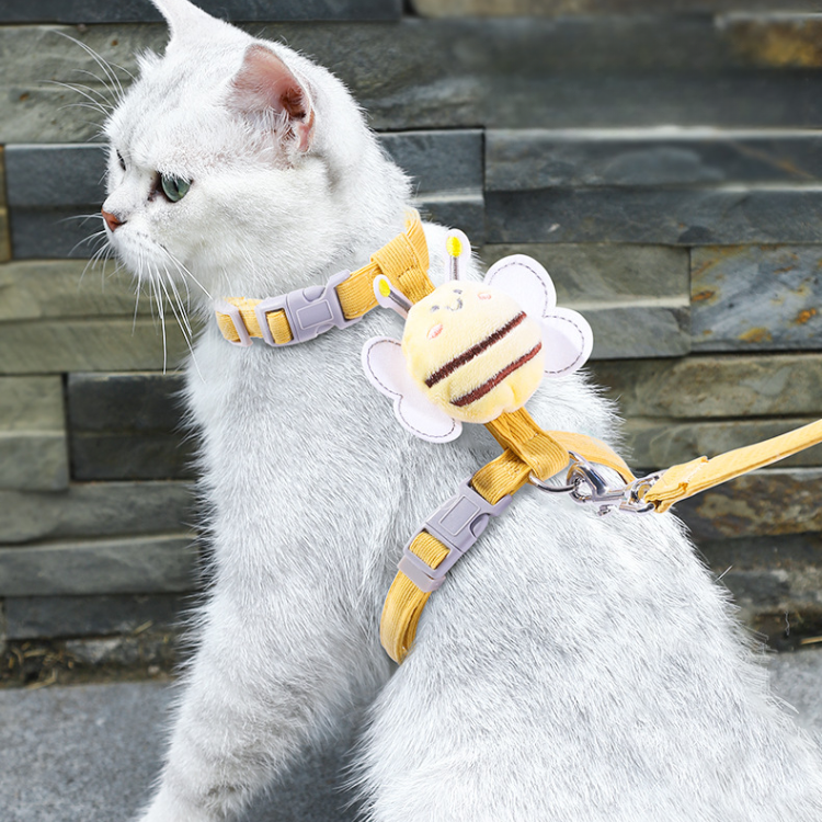Conjunto de collar con correa y arnés para gato Abeja de dibujos animados ajustable