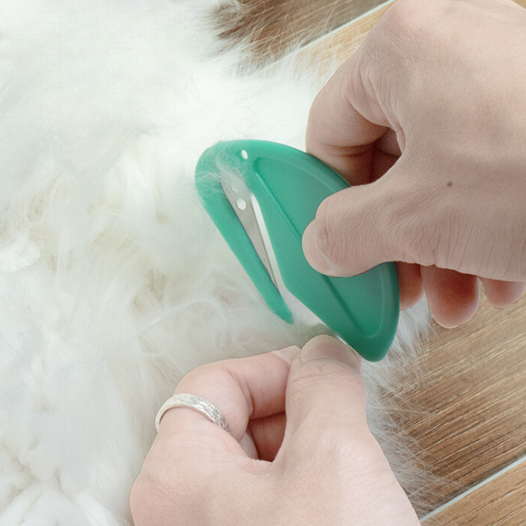Peigne démêlant pour chats, brosse pour enlever les poils