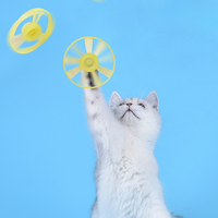 Giocattoli per gatti volanti con lanciatore interattivo