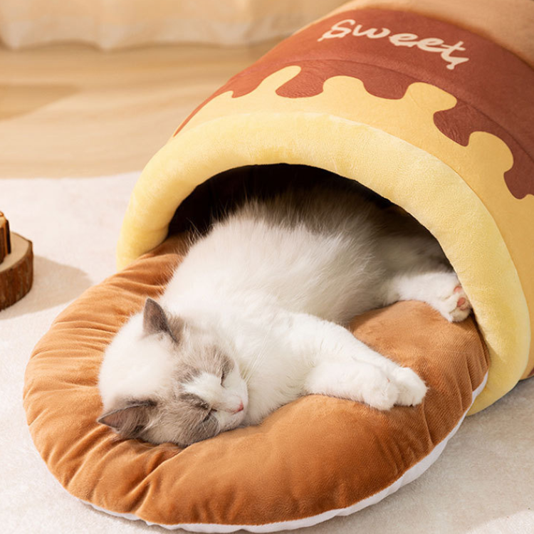 Honey Pot Winter Cat Bed  Pet House