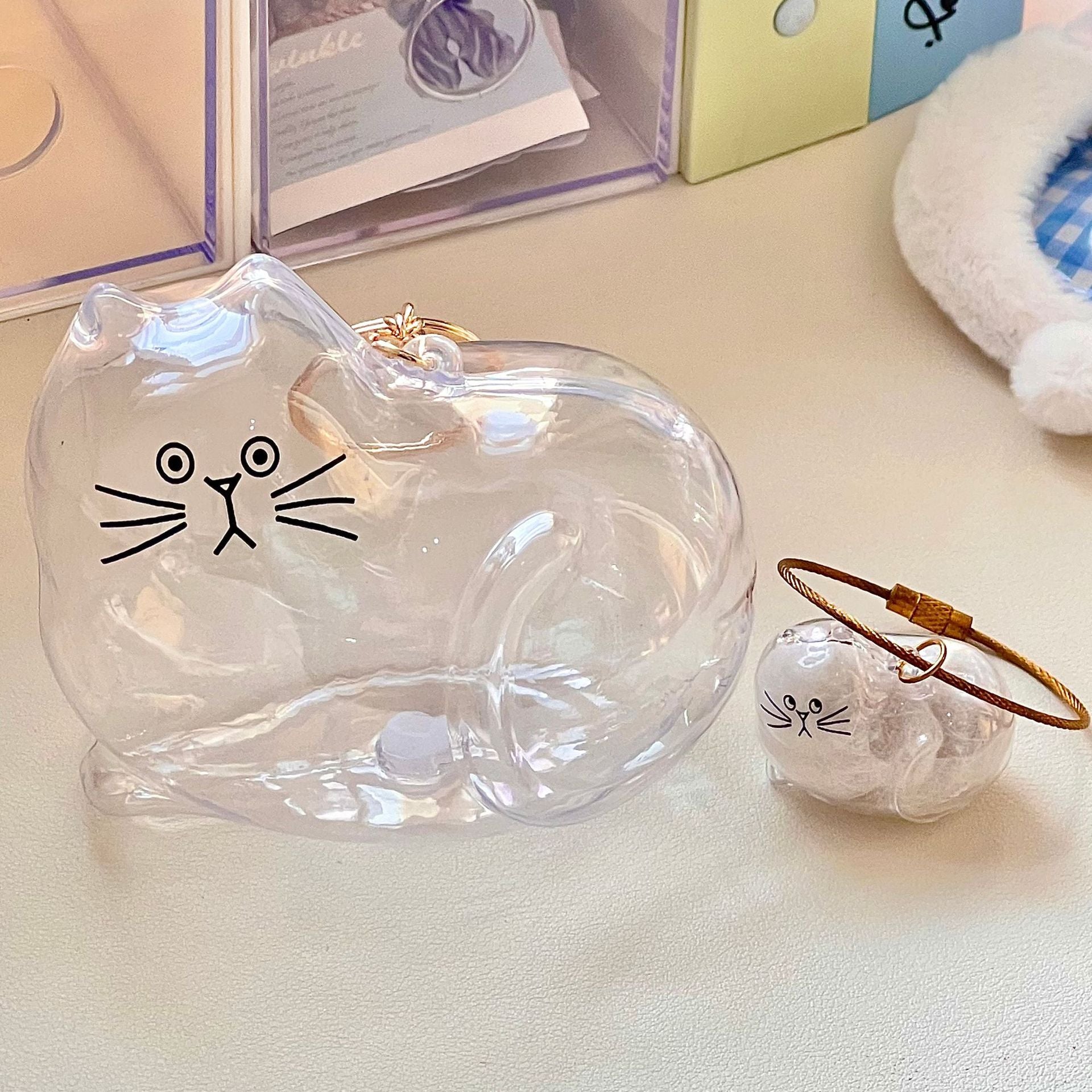 Cat Hair Storage Pendant Pet Hair Collector Keychain