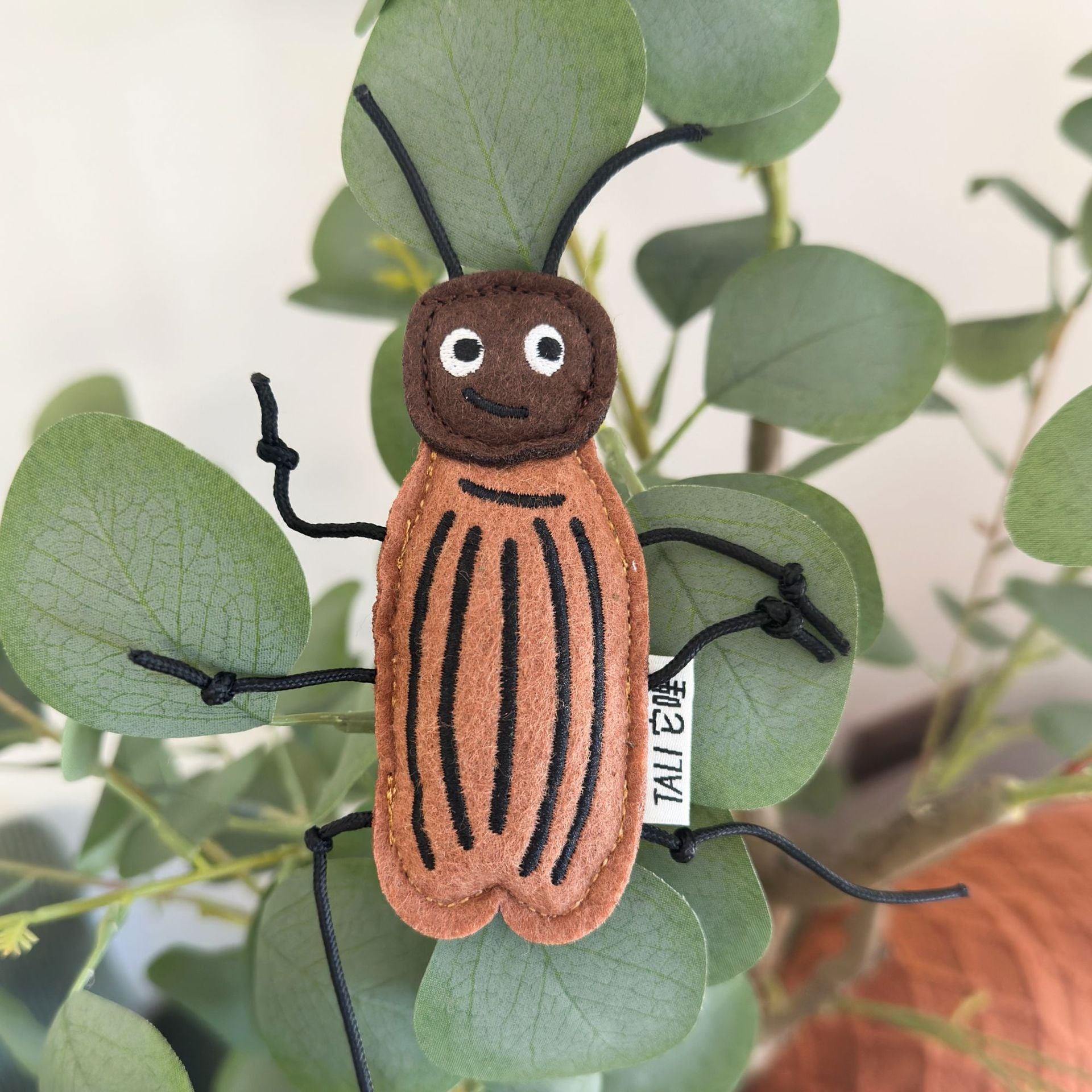 Insect Catnip Bell Crinkle Paper Toy Pawpycup insect-catnip-bell-crinkle-paper-toy-pawpycup