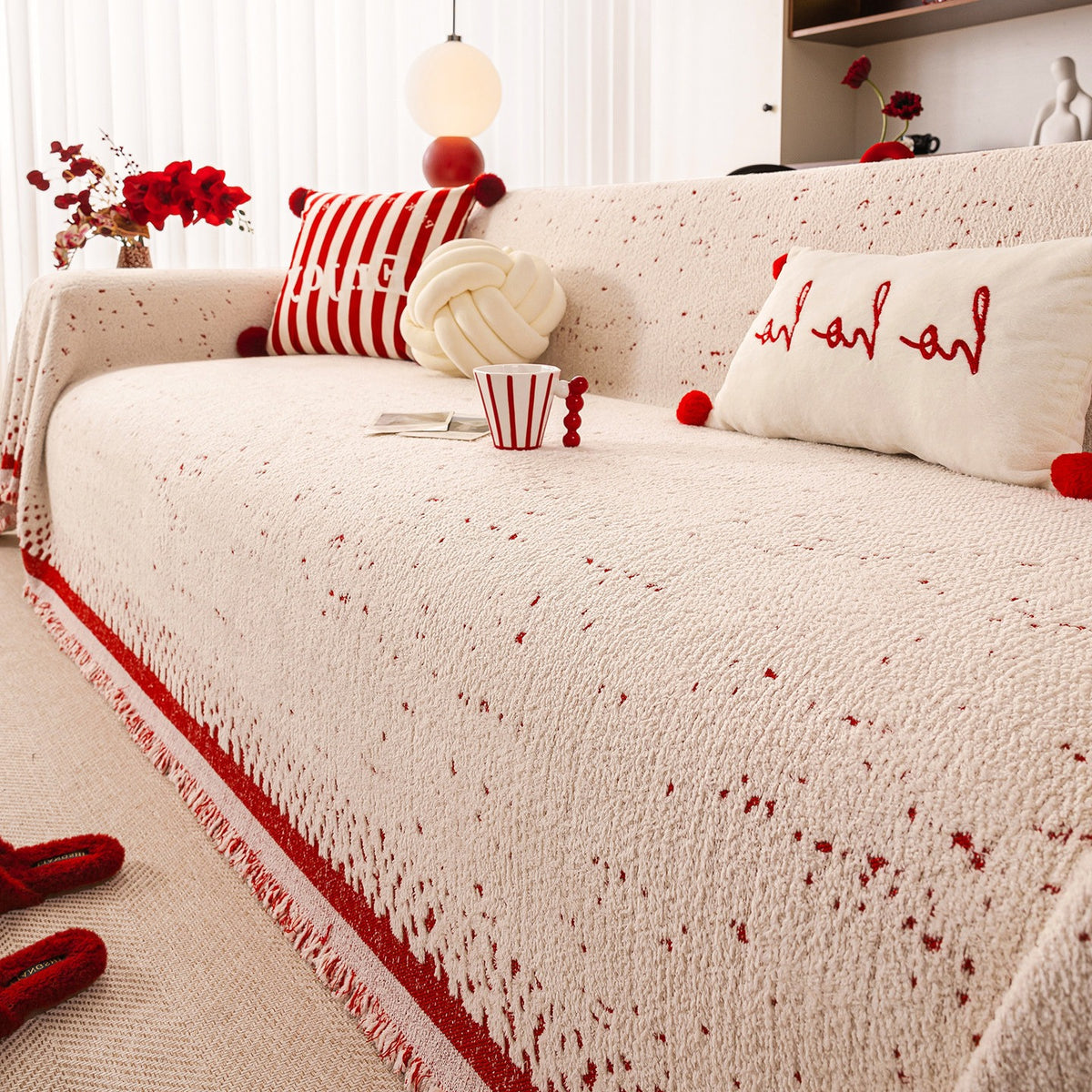 Speckled plush sofa cover in ivory and red